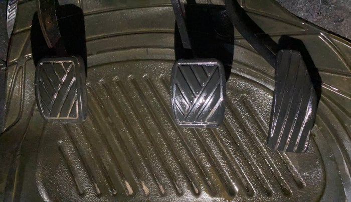 2013 Maruti Wagon R 1.0 VXI, Petrol, Manual, 51,014 km, Pedals