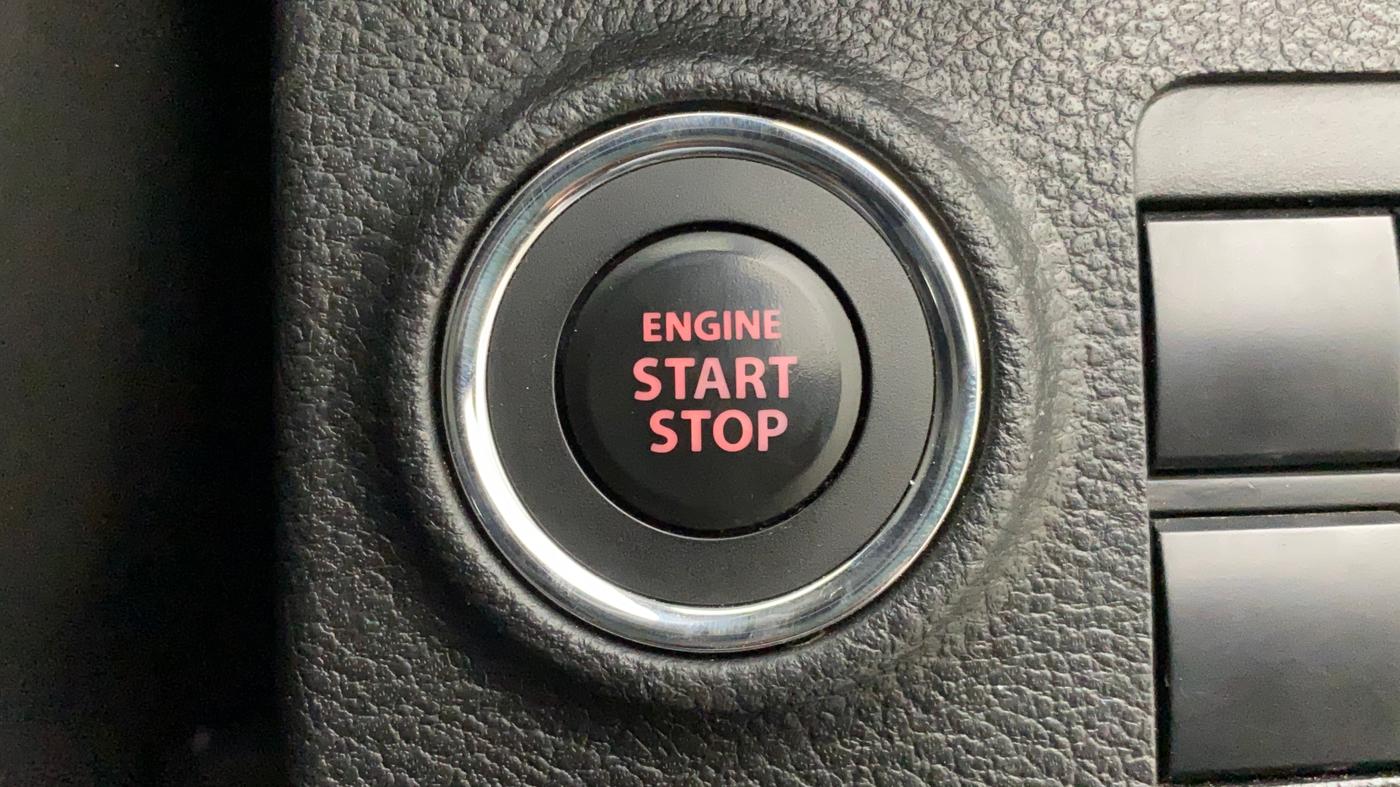 2022 Maruti BREZZA ZXI  AT SMART HYBRID DUAL TONE, Petrol, Automatic, 4,057 km, Keyless Start/ Stop Button