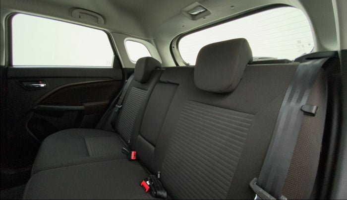 2022 Maruti BREZZA ZXI  AT SMART HYBRID DUAL TONE, Petrol, Automatic, 4,057 km, Right Side Rear Door Cabin