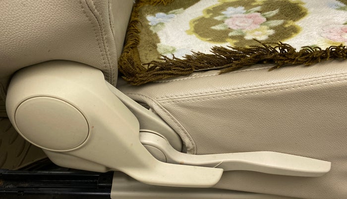 2021 Maruti Dzire VXI, Petrol, Manual, 25,196 km, Driver Side Adjustment Panel