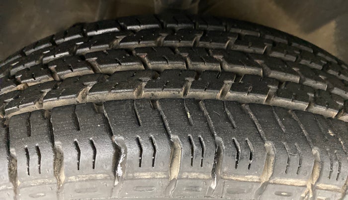 2017 Maruti Alto K10 VXI (O) AMT, Petrol, Automatic, 3,631 km, Right Front Tyre Tread