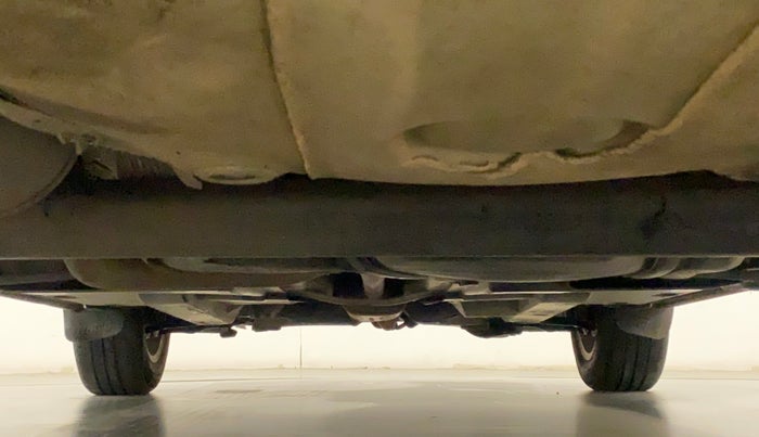 2016 Skoda Rapid 1.6 MPI STYLE PLUS MT, Petrol, Manual, 32,028 km, Rear Underbody