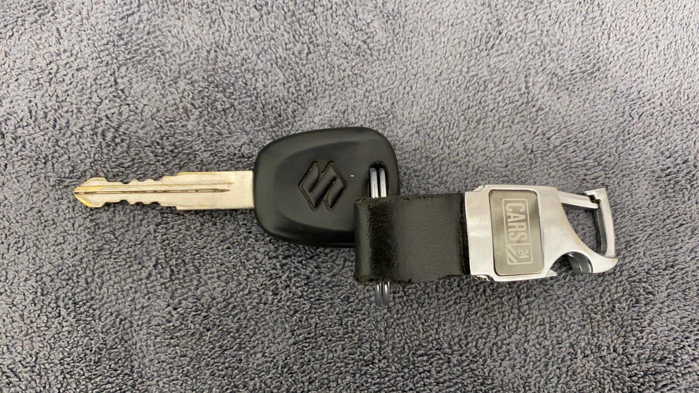 2018 Maruti Celerio VXI (O) CNG, CNG, Manual, 1,04,757 km, Key Close Up