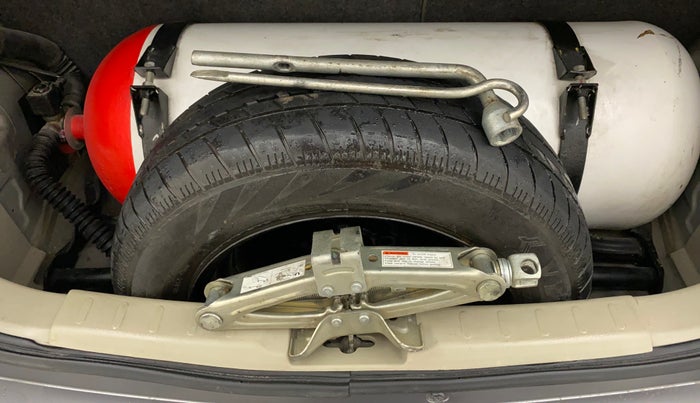 2018 Maruti Celerio VXI (O) CNG, CNG, Manual, 1,04,757 km, Spare Tyre