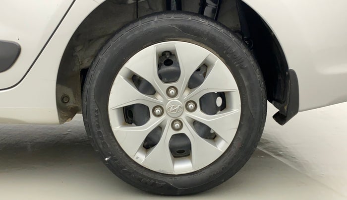 2017 Hyundai Xcent S 1.2, Petrol, Manual, 53,751 km, Left Rear Wheel