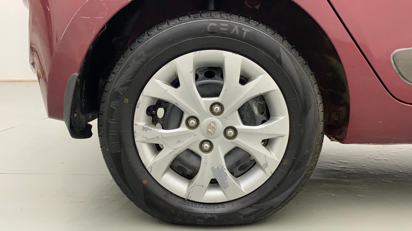 2013 Hyundai Grand i10 SPORTZ 1.2 KAPPA VTVT, Petrol, Manual, 50,558 km, Right Rear Wheel
