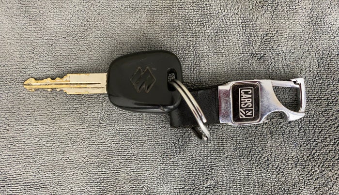 2017 Maruti Alto 800 LXI, Petrol, Manual, 26,028 km, Key Close Up