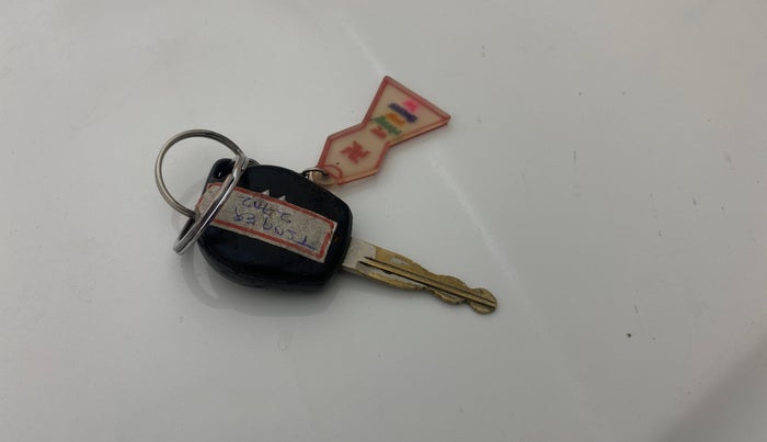 2016 Maruti Wagon R 1.0 VXI, Petrol, Manual, 66,075 km, Key Close Up