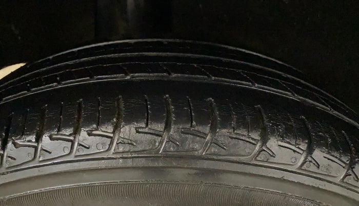 2018 Maruti Baleno DELTA CVT PETROL 1.2, Petrol, Automatic, 63,736 km, Right Rear Tyre Tread