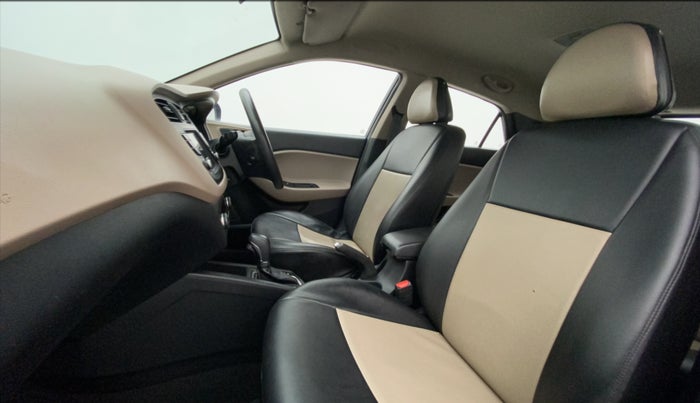 2018 Hyundai Elite i20 ASTA 1.2  CVT, Petrol, Automatic, 74,807 km, Right Side Front Door Cabin