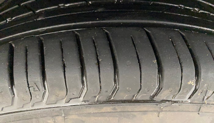 2023 Hyundai NEW I20 Sportz 1.2 IVT, Petrol, Automatic, 8,338 km, Left Front Tyre Tread