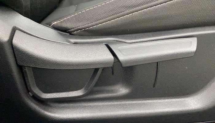 2023 Hyundai NEW I20 Sportz 1.2 IVT, Petrol, Automatic, 8,338 km, Driver Side Adjustment Panel