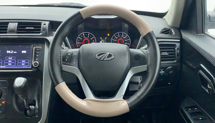 2020 Mahindra KUV 100 NXT K8 6 STR, Petrol, Manual, 27,973 km, Steering Wheel Close Up