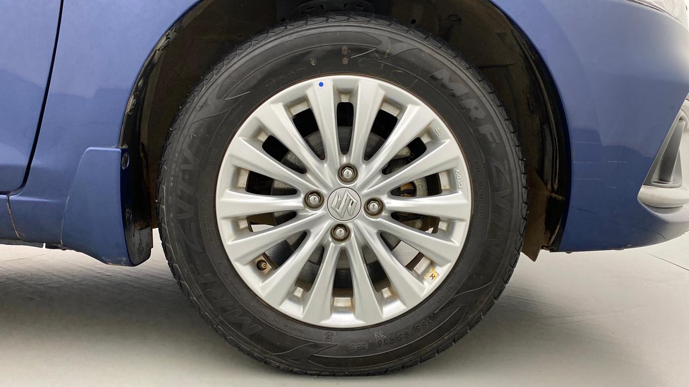 2019 Maruti Ciaz DELTA 1.5 SHVS VVT MT, Petrol, Manual, 29,219 km, Right Front Wheel