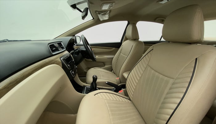 2019 Maruti Ciaz DELTA 1.5 SHVS VVT MT, Petrol, Manual, 29,219 km, Right Side Front Door Cabin