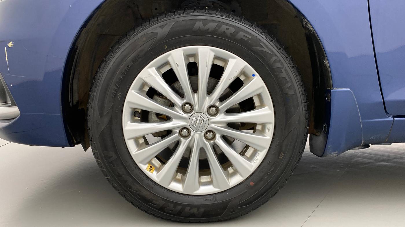 2019 Maruti Ciaz DELTA 1.5 SHVS VVT MT, Petrol, Manual, 29,219 km, Left Front Wheel