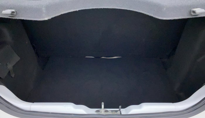 2021 Tata Tiago XZ 1.2 REVOTRON, Petrol, Manual, 3,049 km, Boot Inside