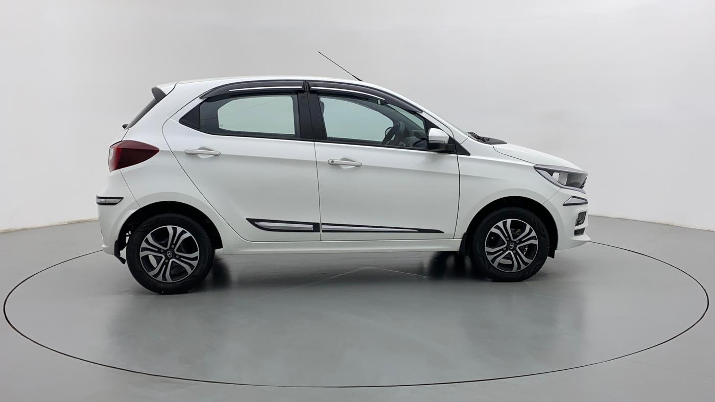 2021 Tata Tiago XZ 1.2 REVOTRON, Petrol, Manual, 3,049 km, Right Side
