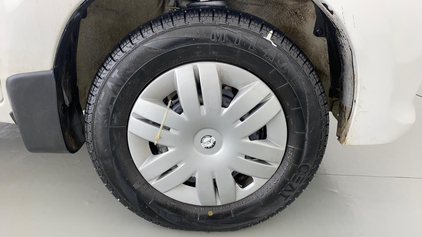 2019 Maruti Alto 800 LXI CNG, CNG, Manual, 30,585 km, Right Front Wheel
