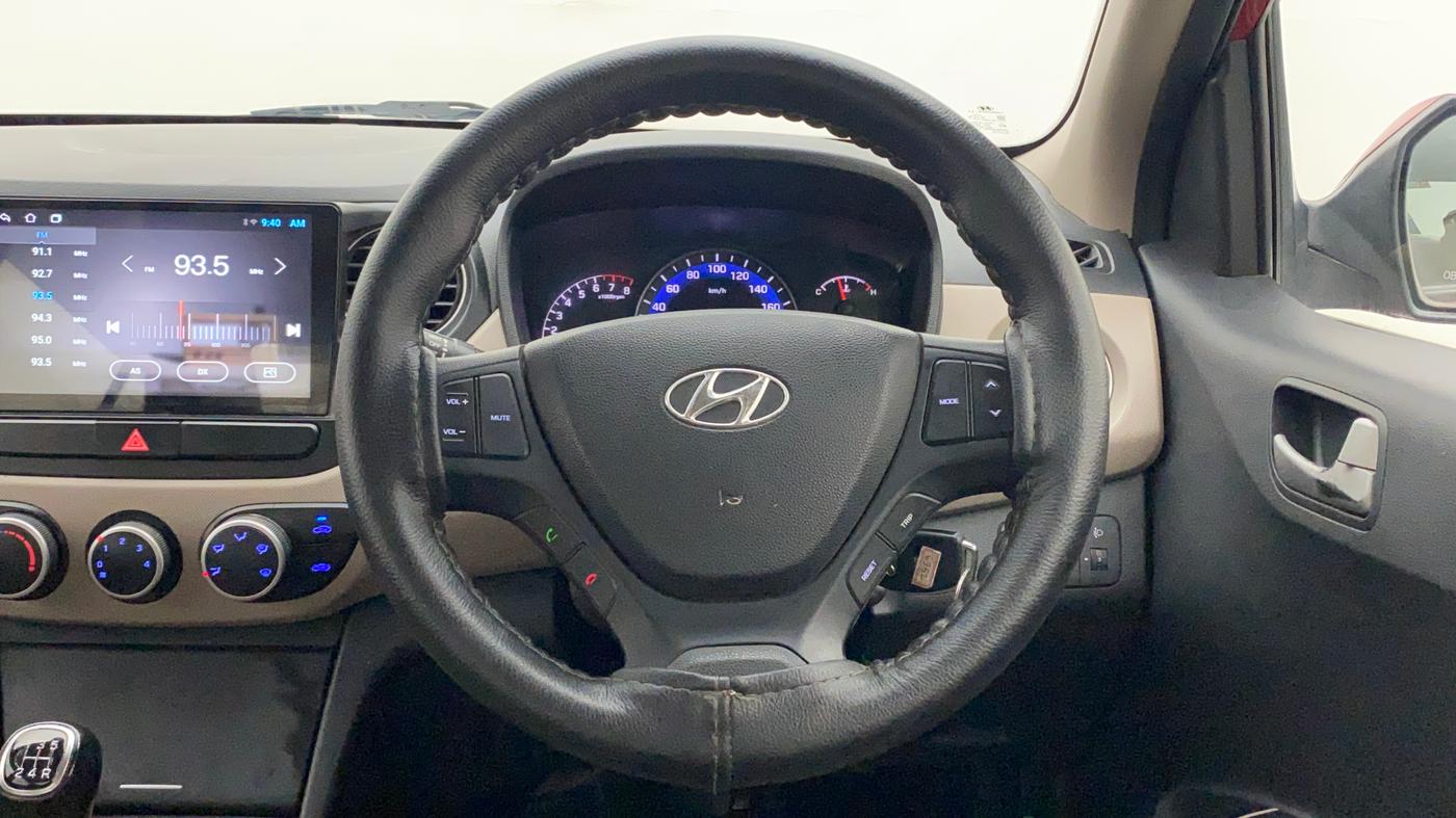 2015 Hyundai Xcent S 1.2, Petrol, Manual, 75,265 km, Steering Wheel Close Up