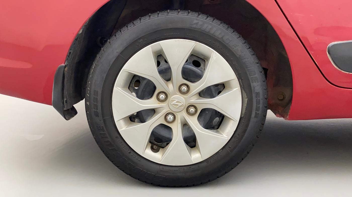 2015 Hyundai Xcent S 1.2, Petrol, Manual, 75,265 km, Right Rear Wheel