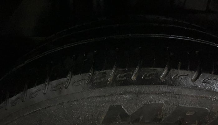 2018 Maruti Dzire ZXI, Petrol, Manual, 27,812 km, Right Rear Tyre Tread