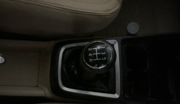 2018 Maruti Dzire ZXI, Petrol, Manual, 27,812 km, Gear Lever