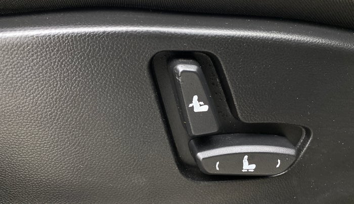 2020 MG HECTOR SHARP 1.5 DCT PETROL, Petrol, Automatic, 56,405 km, Driver Side Adjustment Panel