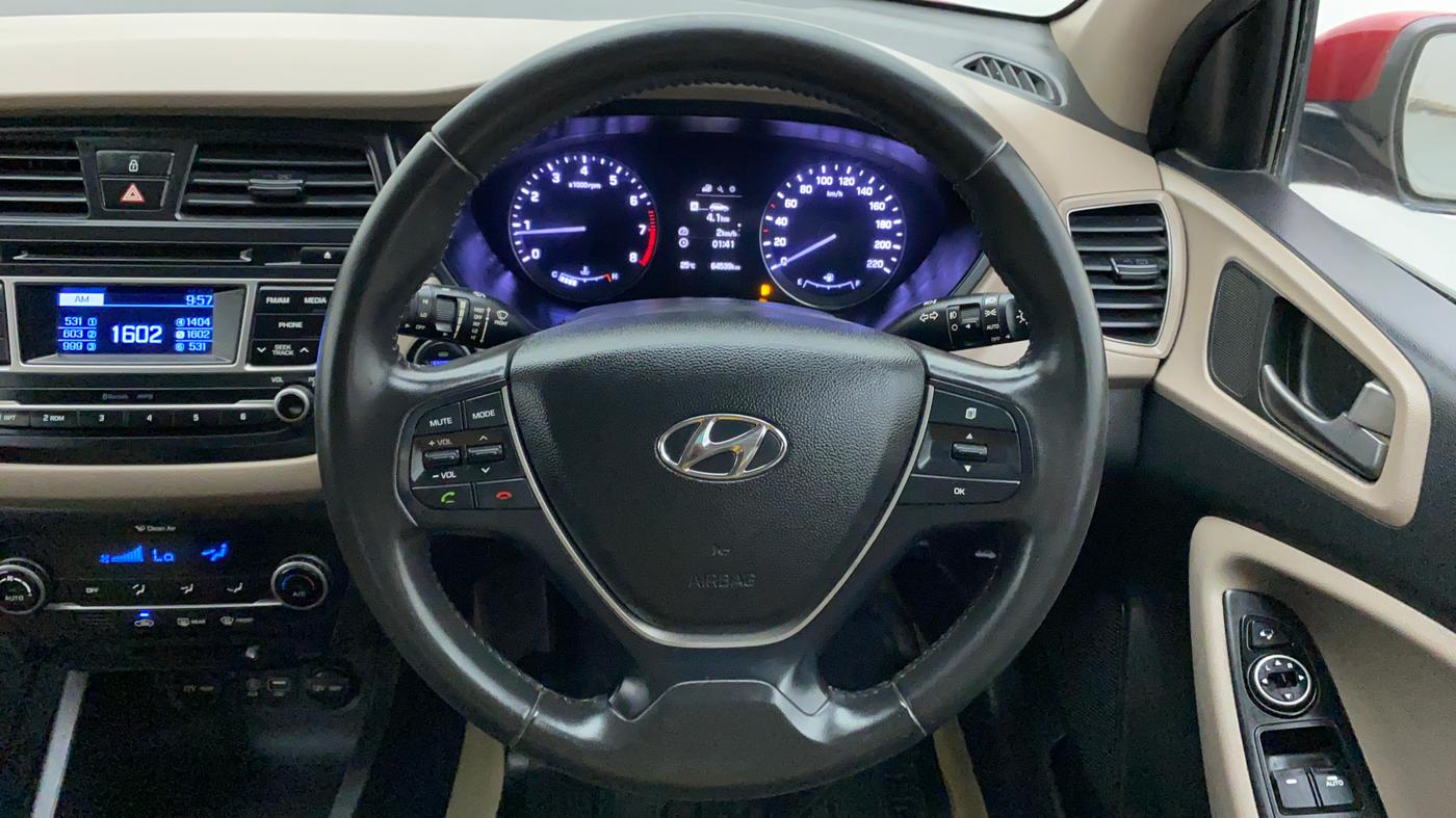 2014 Hyundai Elite i20 ASTA 1.2, Petrol, Manual, 65,307 km, Steering Wheel Close Up