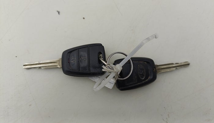 2014 Hyundai Grand i10 MAGNA 1.2 KAPPA VTVT, Petrol, Manual, 64,111 km, Key Close Up