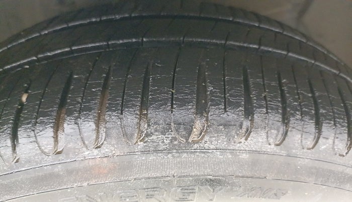 2014 Hyundai Grand i10 MAGNA 1.2 KAPPA VTVT, Petrol, Manual, 64,111 km, Right Front Tyre Tread