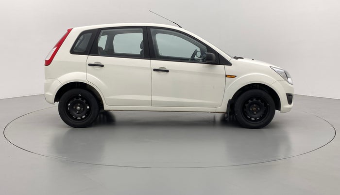 2015 Ford Figo 1.2 EXI DURATEC, Petrol, Manual, 26,297 km, Right Side View