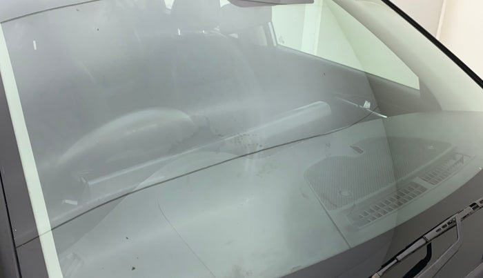 2021 KIA SELTOS HTK PLUS 1.5, Petrol, Manual, 35,761 km, Front windshield - Minor spot on windshield