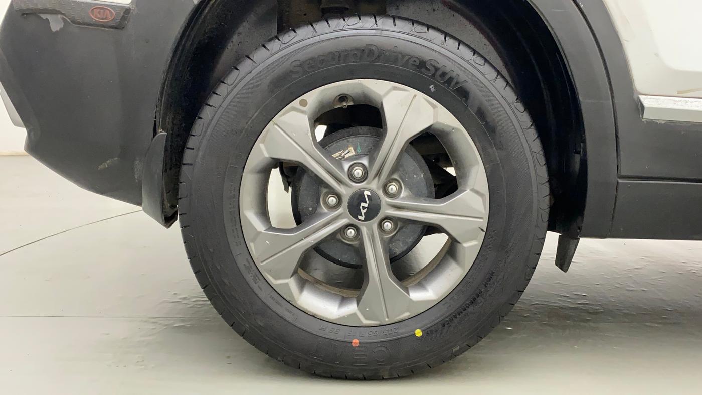 2021 KIA SELTOS HTK PLUS 1.5, Petrol, Manual, 35,761 km, Right Rear Wheel