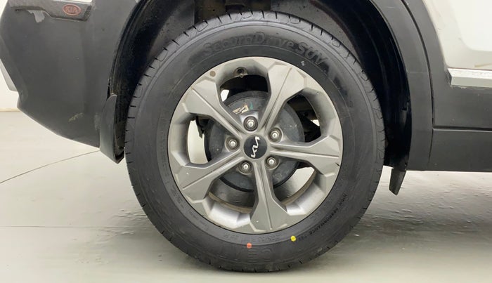 2021 KIA SELTOS HTK PLUS 1.5, Petrol, Manual, 35,761 km, Right Rear Wheel