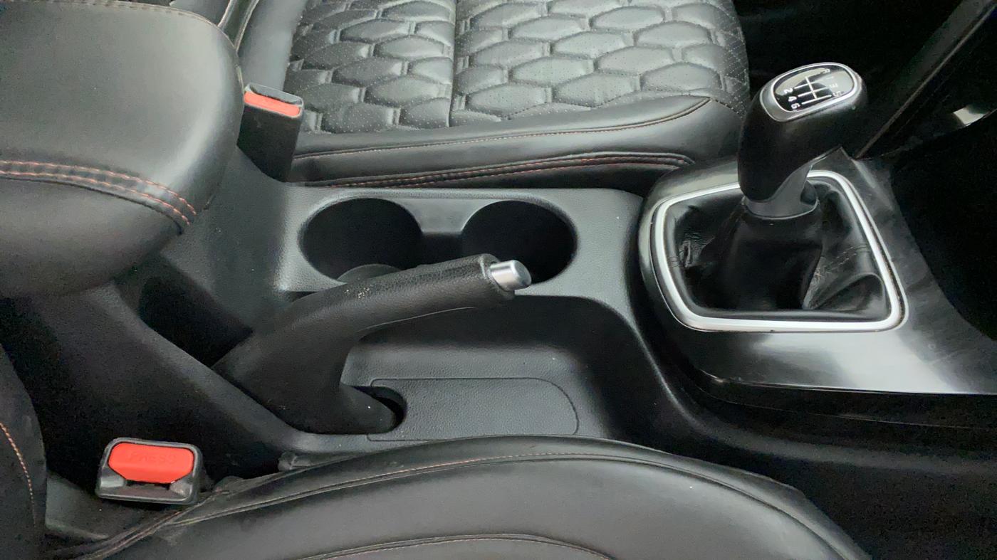2021 KIA SELTOS HTK PLUS 1.5, Petrol, Manual, 35,761 km, Gear Lever