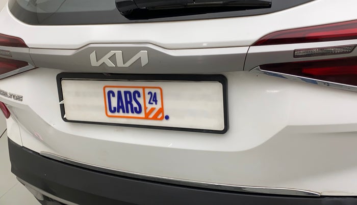 2021 KIA SELTOS HTK PLUS 1.5, Petrol, Manual, 35,761 km, Dicky (Boot door) - Slightly dented