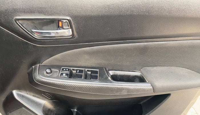 2020 Maruti Swift VXI, Petrol, Manual, 44,037 km, Driver Side Door Panels Control