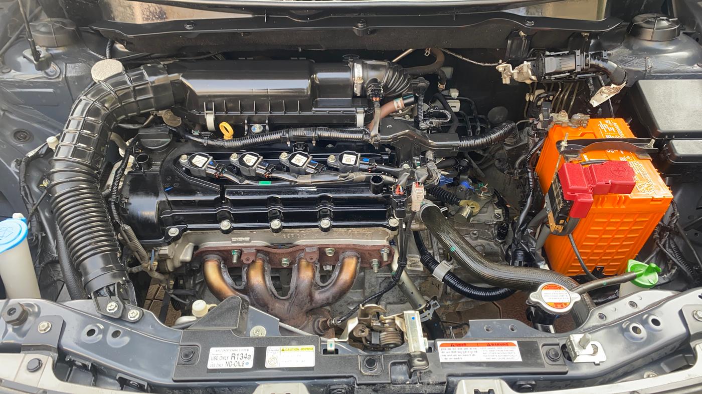 2020 Maruti Swift VXI, Petrol, Manual, 44,037 km, Engine View