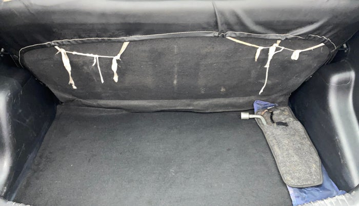 2015 Hyundai Grand i10 ERA 1.2 KAPPA VTVT, Petrol, Manual, 1,09,338 km, Boot Inside