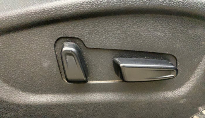 2020 KIA SELTOS HTX PLUS 1.5 DIESEL, Diesel, Manual, 76,870 km, Driver Side Adjustment Panel