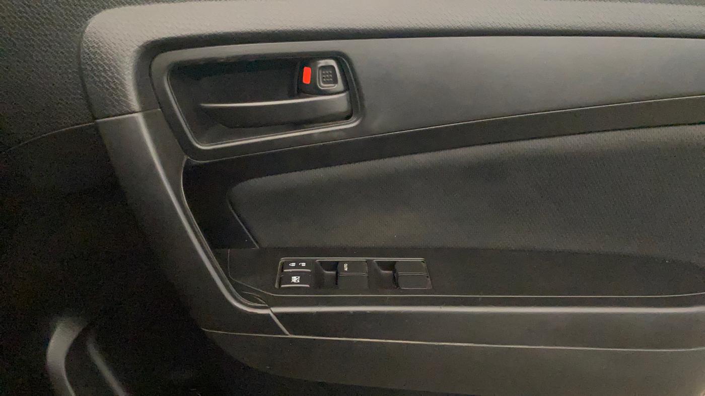 2021 Maruti Vitara Brezza VXI, Petrol, Manual, 84,801 km, Driver Side Door Panels Control