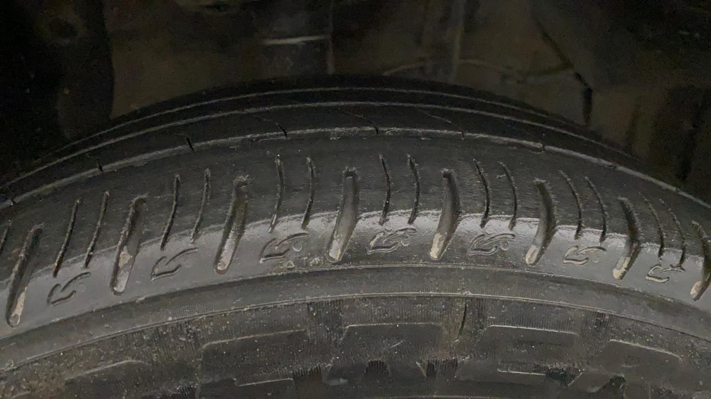 2021 Maruti Vitara Brezza VXI, Petrol, Manual, 84,801 km, Right Front Tyre Tread