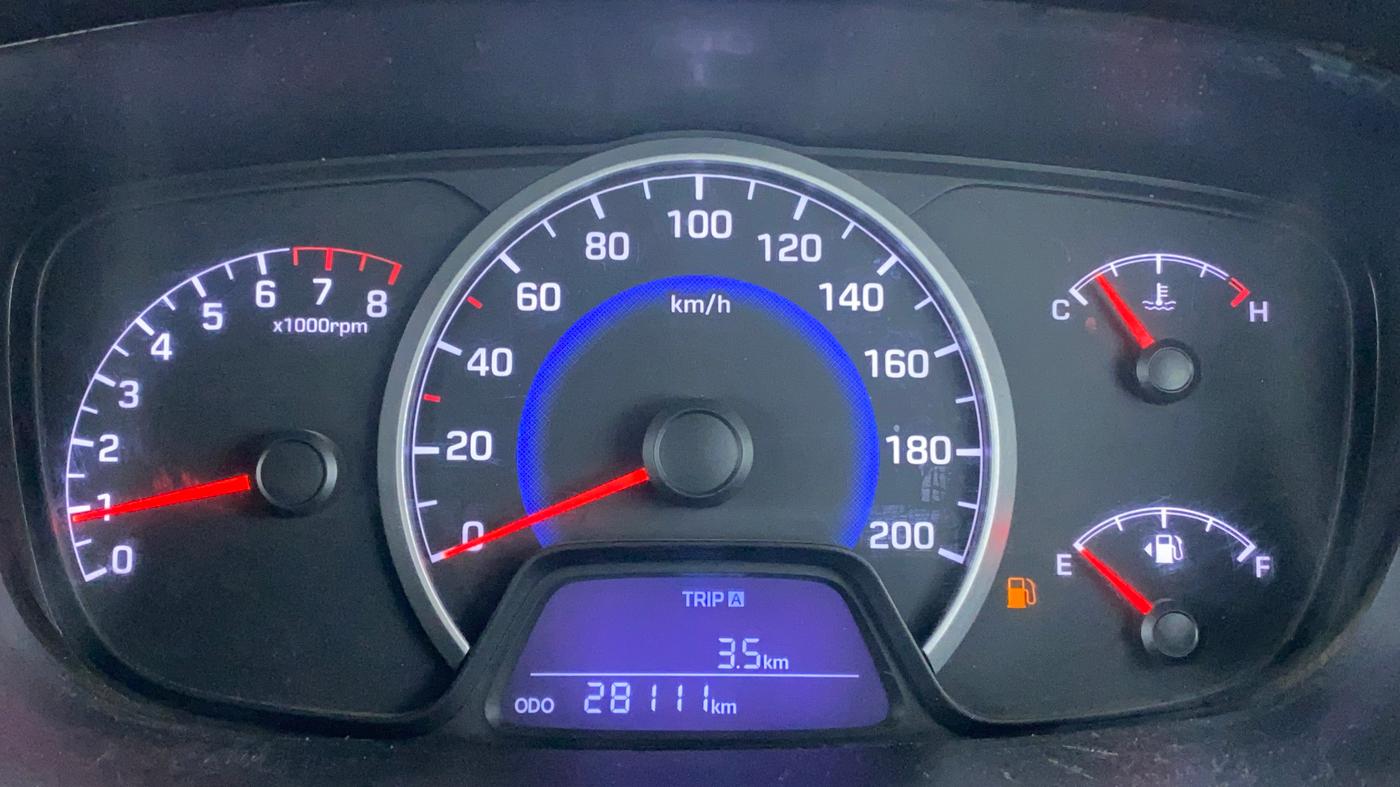 2015 Hyundai Grand i10 MAGNA 1.2 VTVT, Petrol, Manual, 28,553 km, Odometer Image