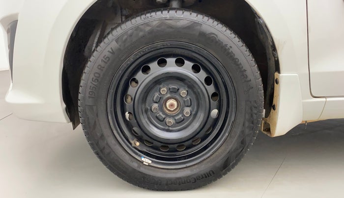 2013 Maruti Ertiga VXI, Petrol, Manual, 88,908 km, Left Front Wheel