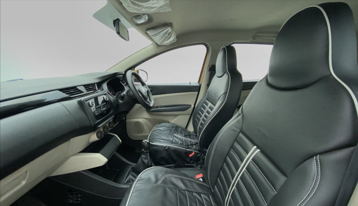 2019 Renault TRIBER 1.0 RXL PETROL, Petrol, Manual, 30,239 km, Right Side Front Door Cabin