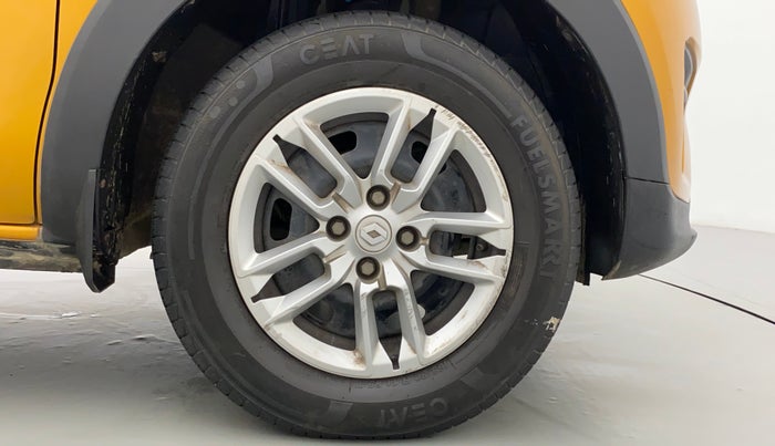 2019 Renault TRIBER 1.0 RXL PETROL, Petrol, Manual, 30,239 km, Right Front Wheel