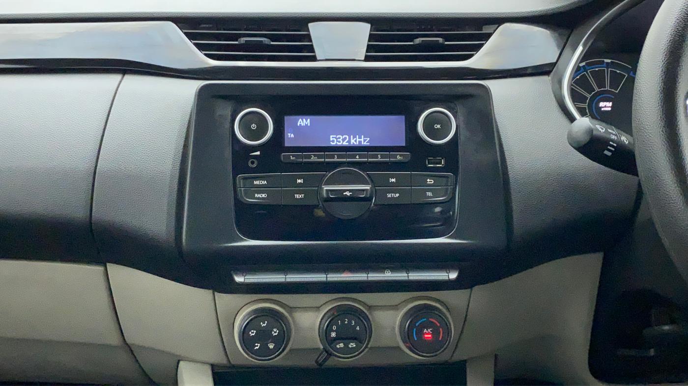 2019 Renault TRIBER 1.0 RXL PETROL, Petrol, Manual, 30,239 km, Air Conditioner