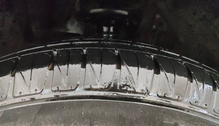 2019 Maruti Vitara Brezza ZDI, Diesel, Manual, 77,591 km, Right Front Tyre Tread