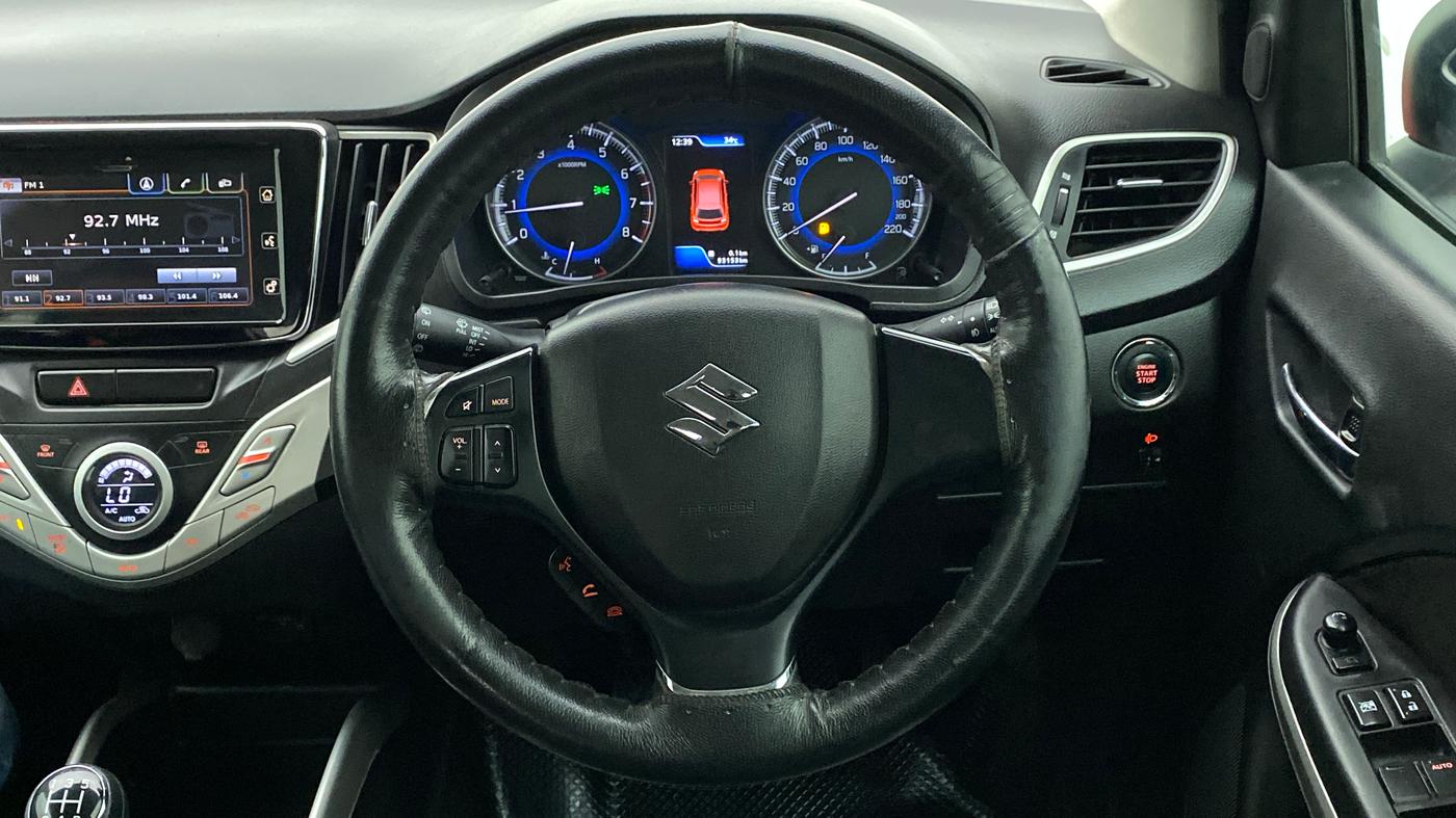 2016 Maruti Baleno ALPHA 1.2 K12, Petrol, Manual, 93,191 km, Steering Wheel Close Up